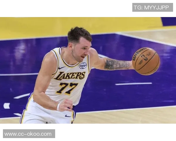 东契奇与里夫斯本赛季场均28分成最佳二人组历史第三对儿